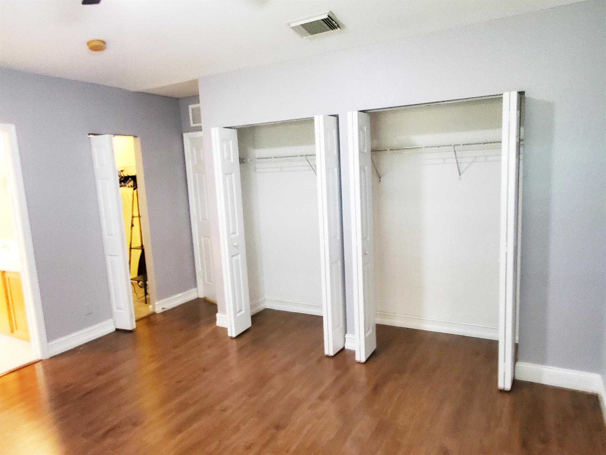 THOUSAND OAKS - Residential