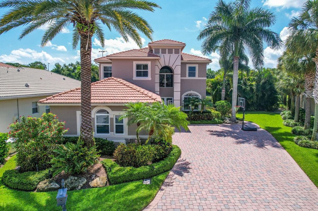 Photo of 157 Via Condado Way, Palm Beach Gardens, FL 33418 (MLS # R10920340)