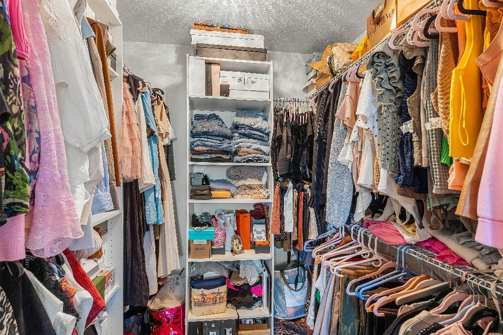 COACH HOUSES OF TOWN PLAC - Residential