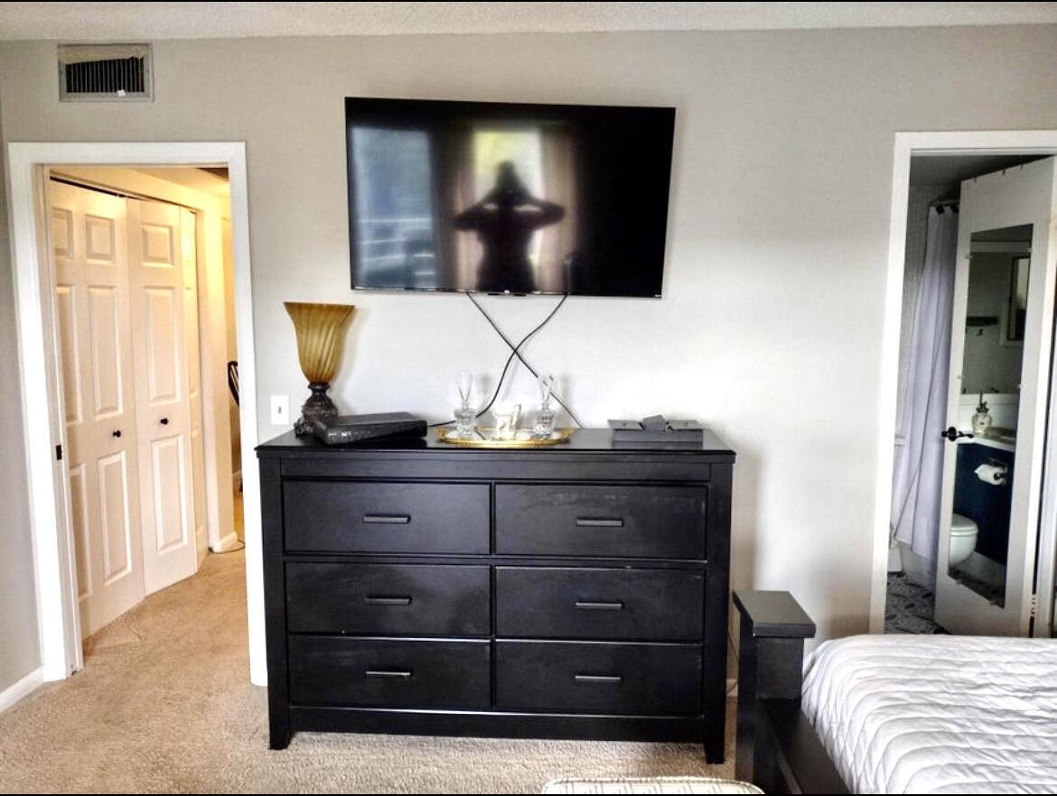 SUFFOLK AT CENTURY VILLAGE CONDO - Residential Lease