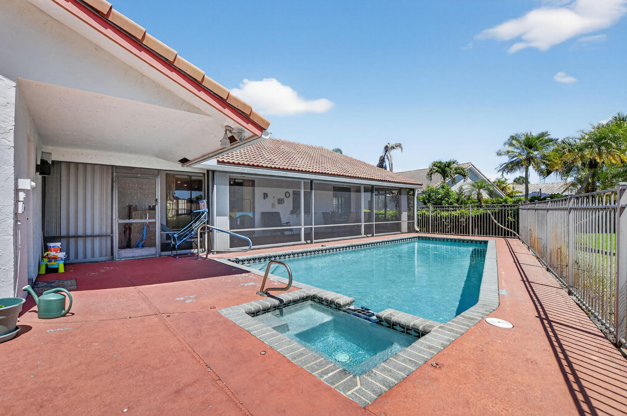 BOCA GREENS 8 - Residential