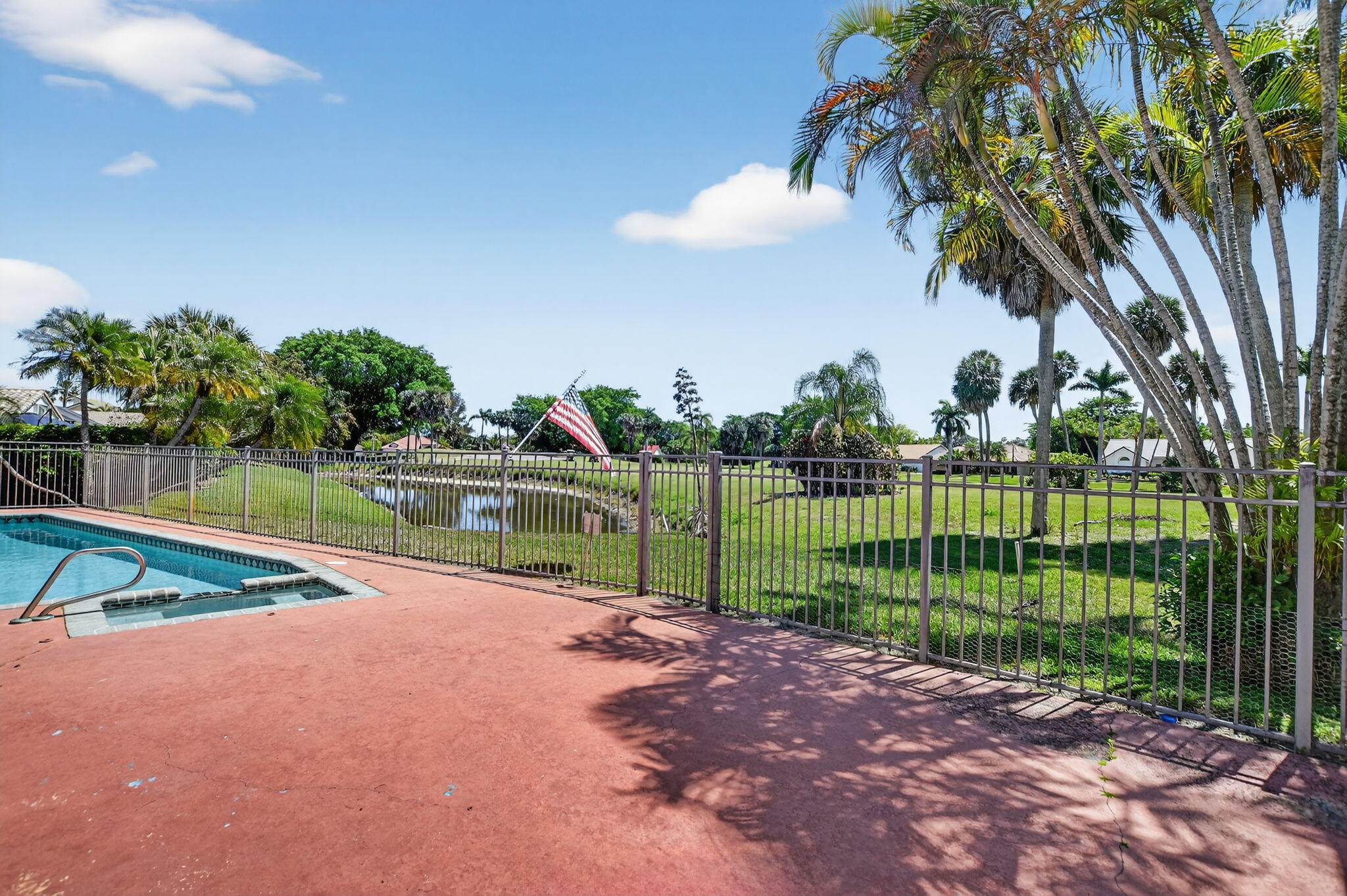 BOCA GREENS 8 - Residential