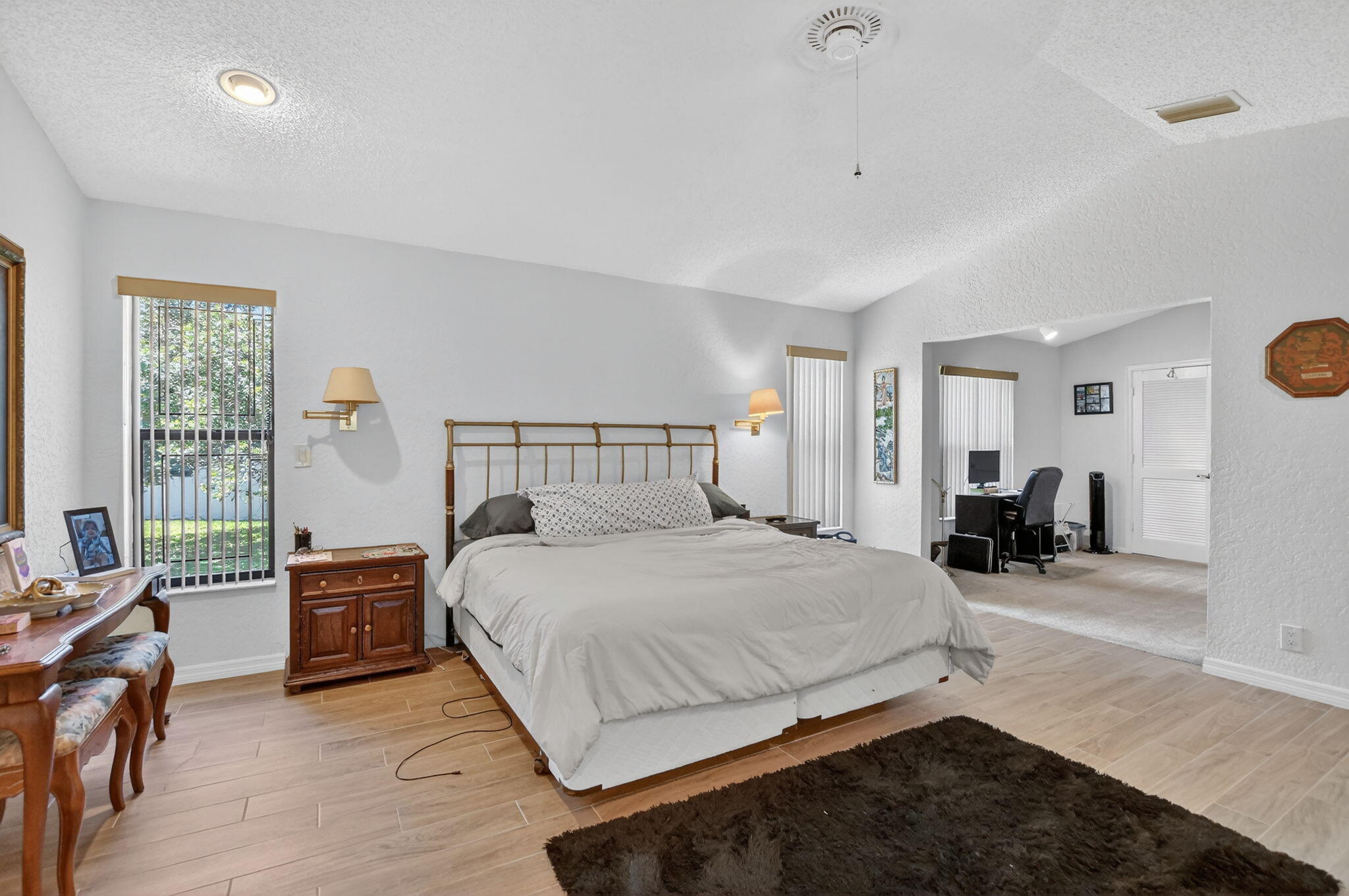 BOCA GREENS 8 - Residential