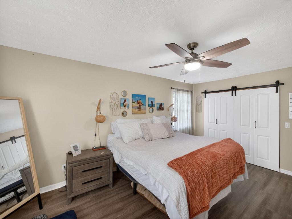 PALM LAKE PARK - Residential