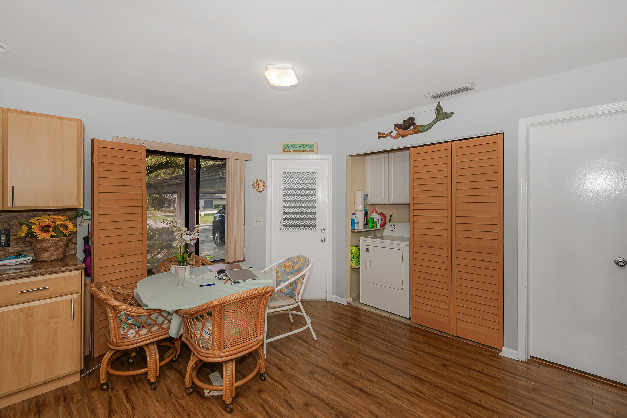 CEDAR POINT 6 - Residential