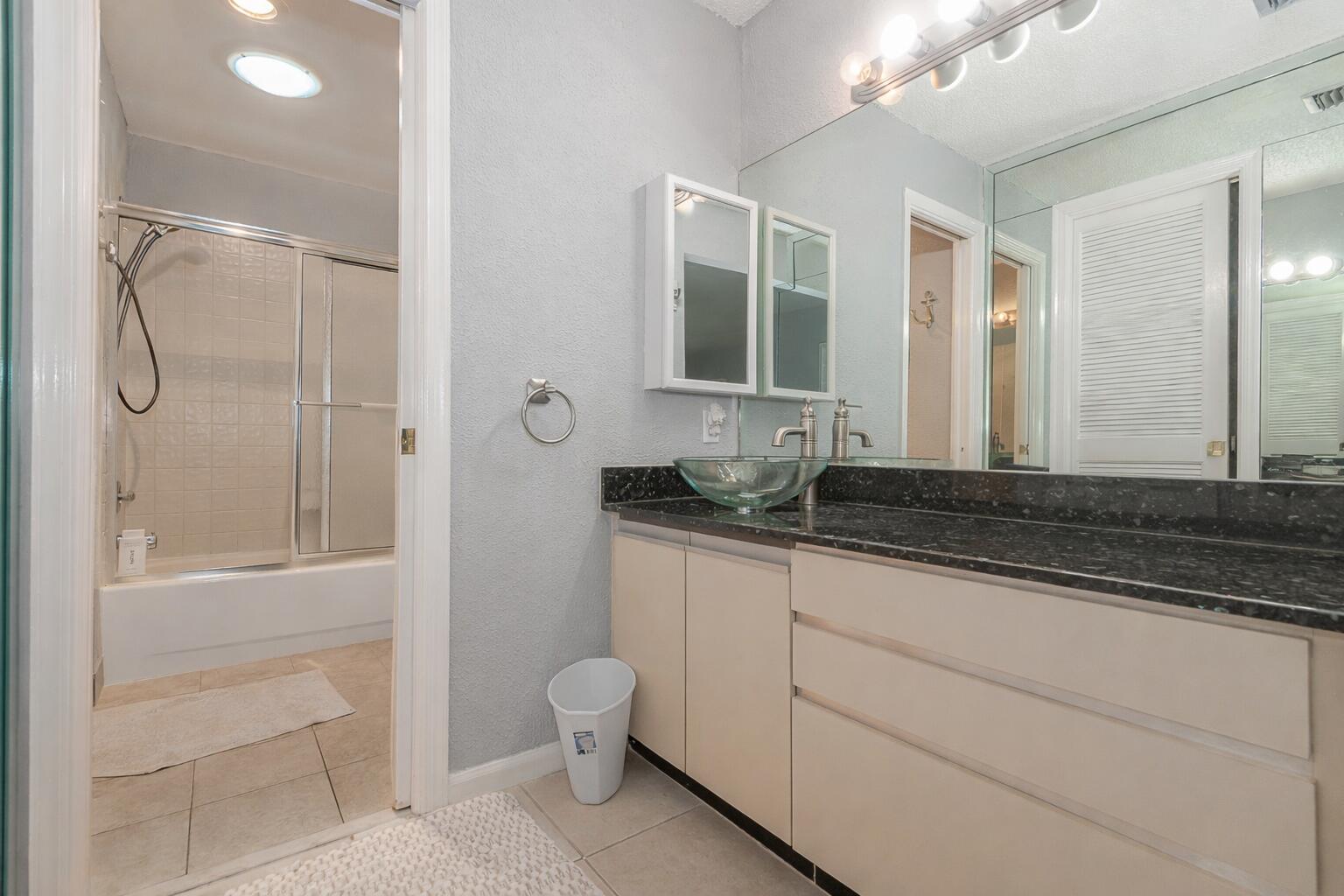 CEDAR POINT 6 - Residential