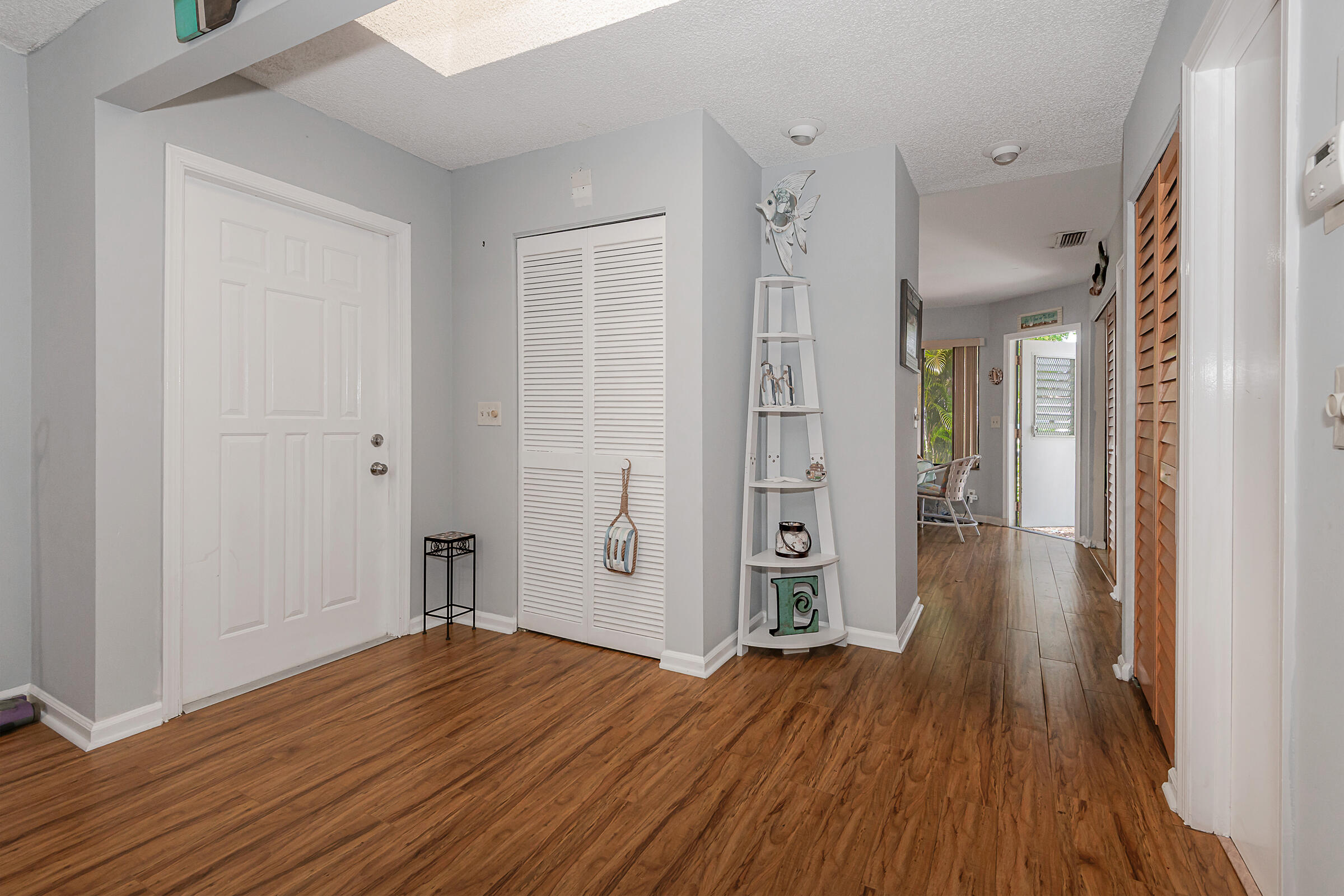 CEDAR POINT 6 - Residential