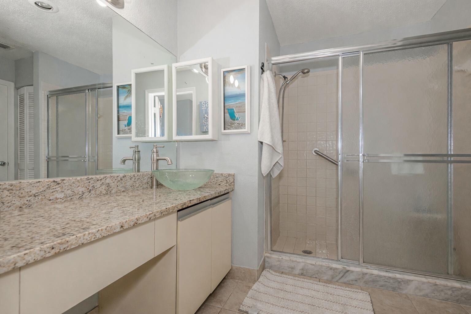 CEDAR POINT 6 - Residential