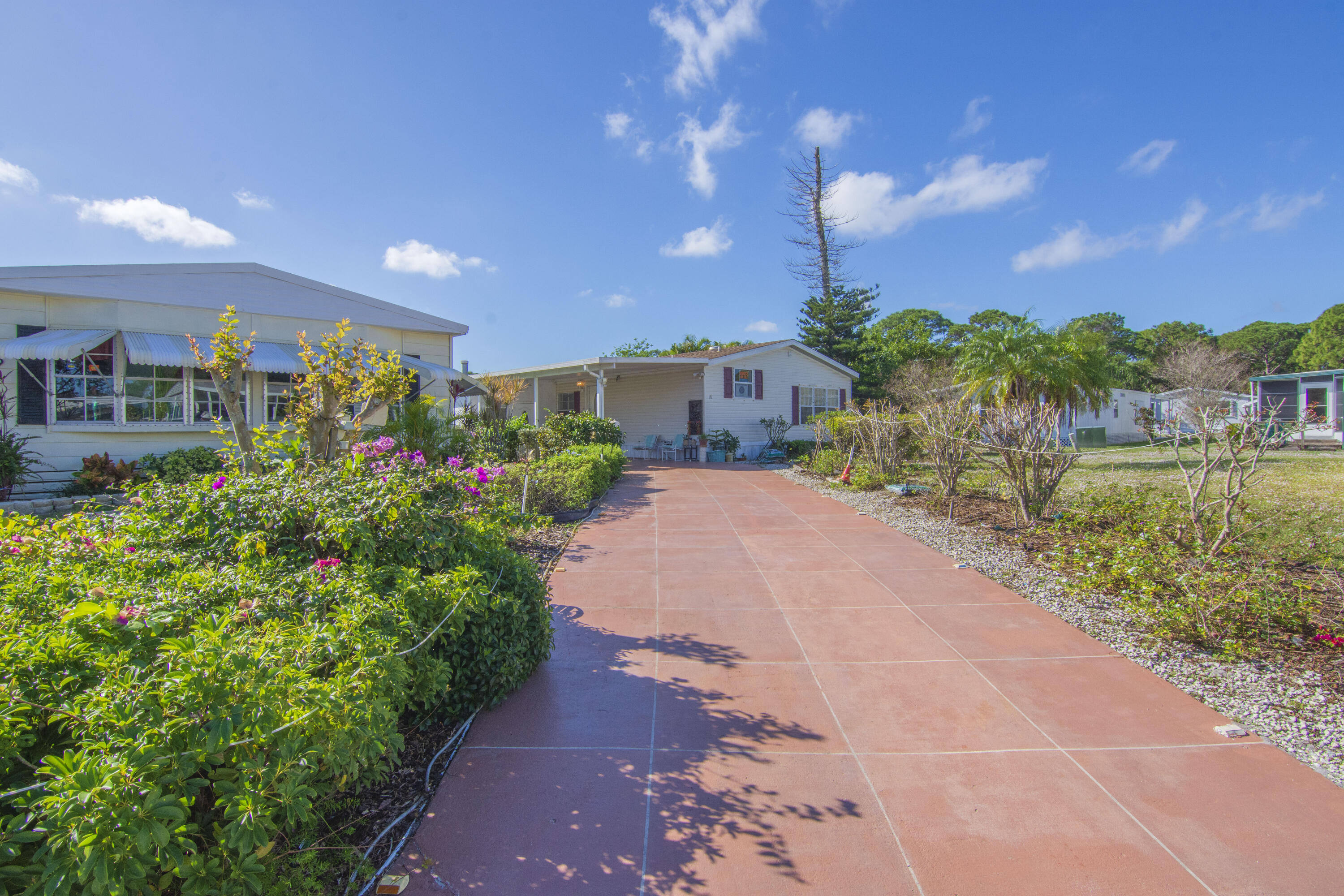 Spanish Lakes Golf Villag - Residential