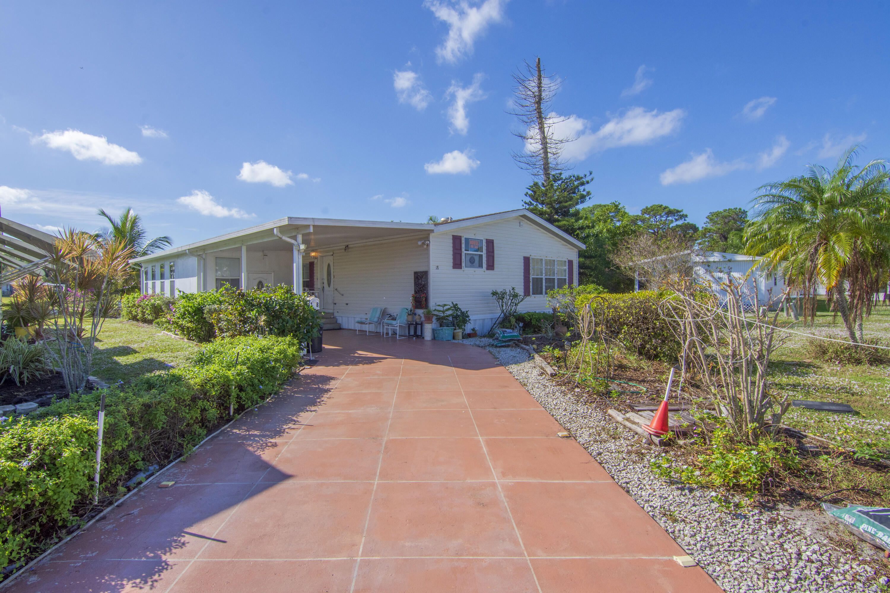 Spanish Lakes Golf Villag - Residential