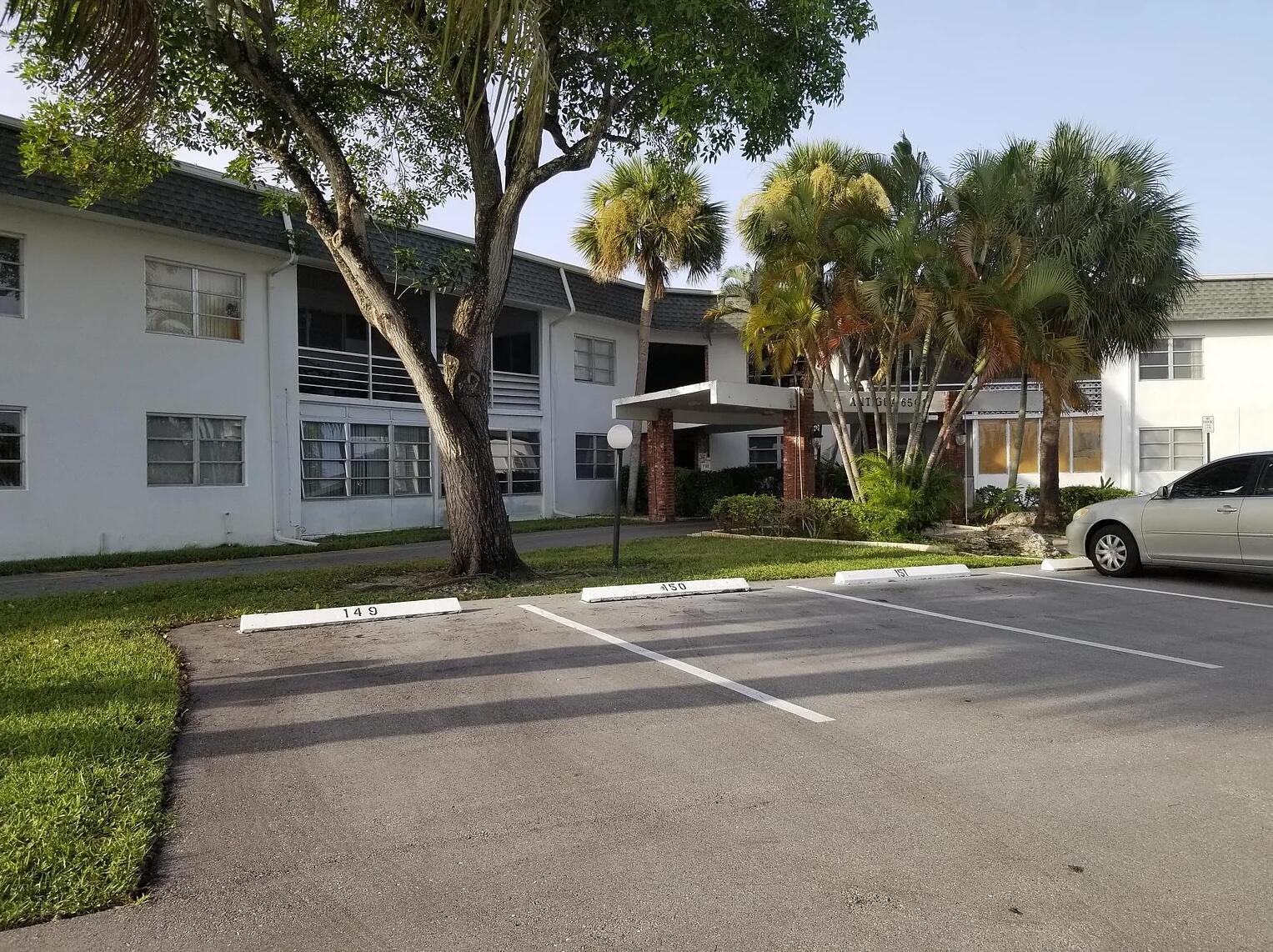 MARGATE VILLAGE PHASE I CONDO - Residential