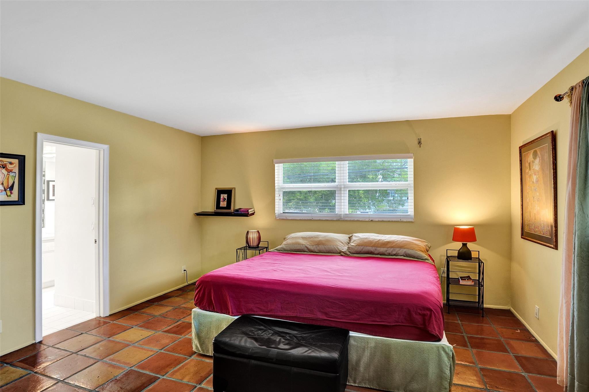 Las Olas Manor - Residential Lease