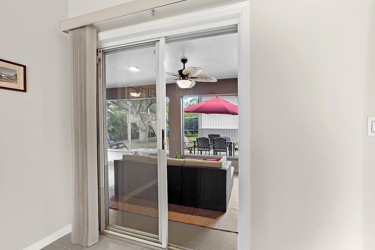 VERO LAKE ESTATES UNIT F - Residential