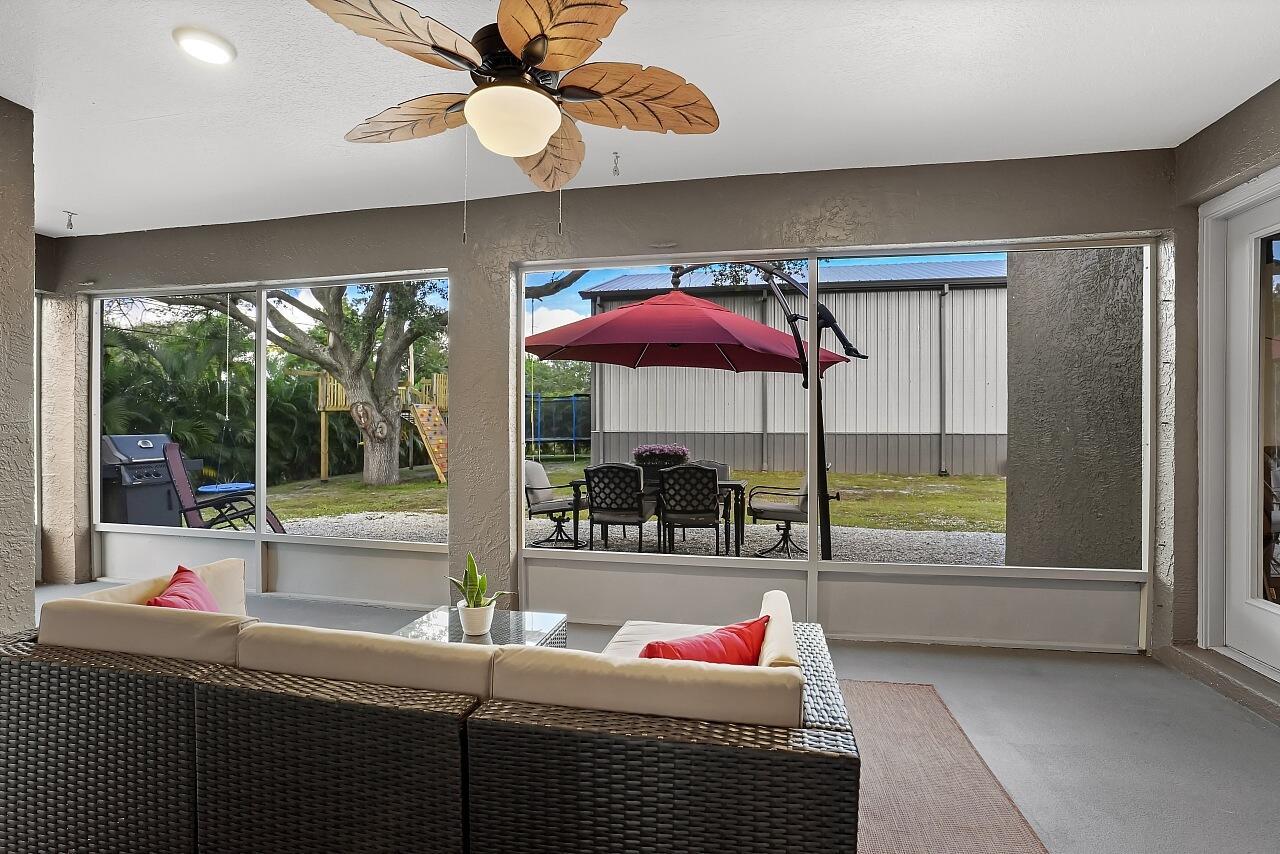 VERO LAKE ESTATES UNIT F - Residential