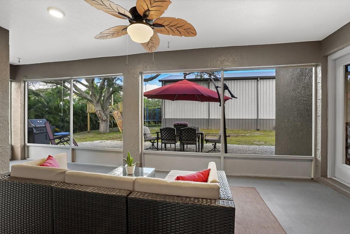 VERO LAKE ESTATES UNIT F - Residential