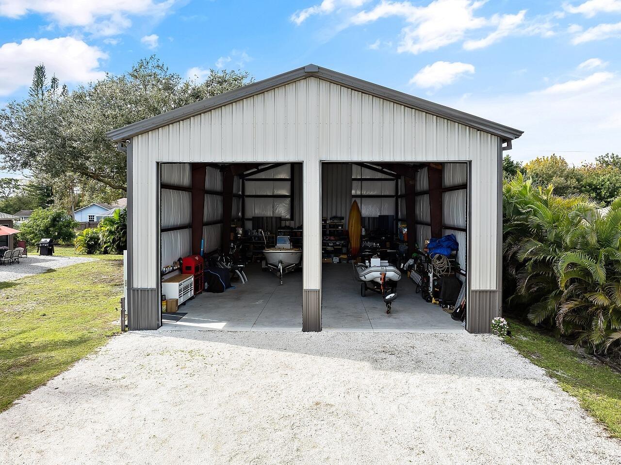 VERO LAKE ESTATES UNIT F - Residential