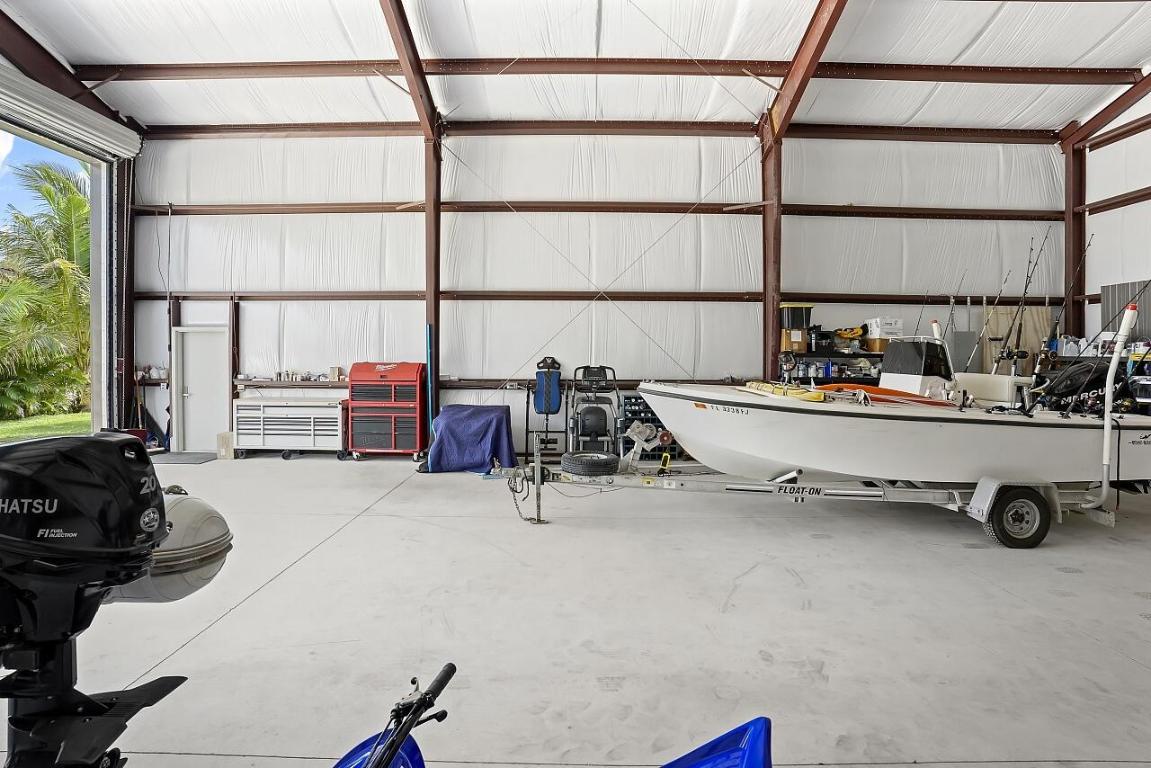 VERO LAKE ESTATES UNIT F - Residential