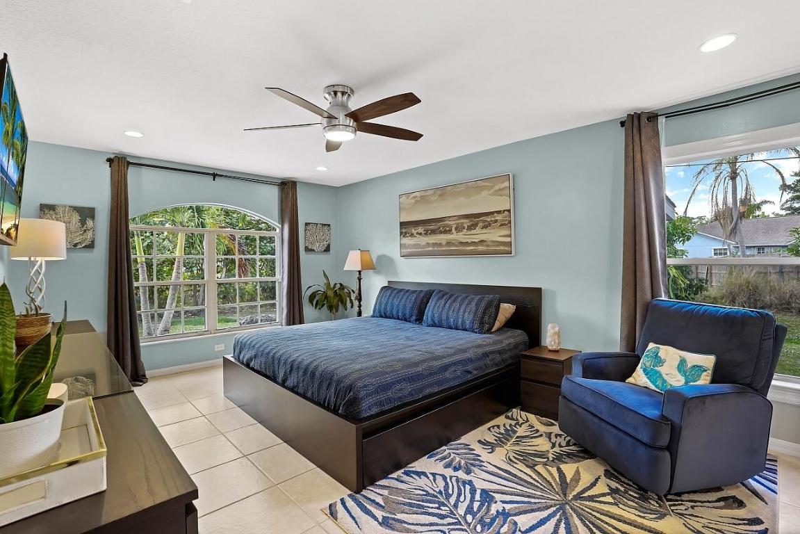 VERO LAKE ESTATES UNIT F - Residential