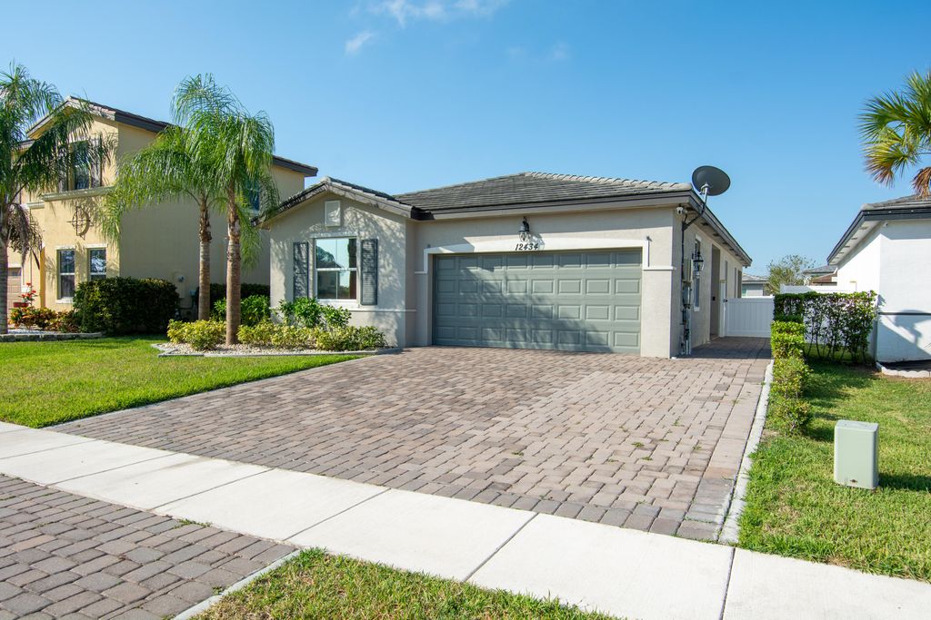 Photo of 12434 NW Stanis Lane, Port Saint Lucie, FL 34987 (MLS # R10917766)