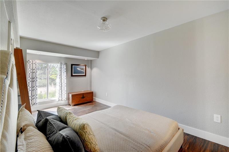 POINSETTIA HEIGHTS - Residential
