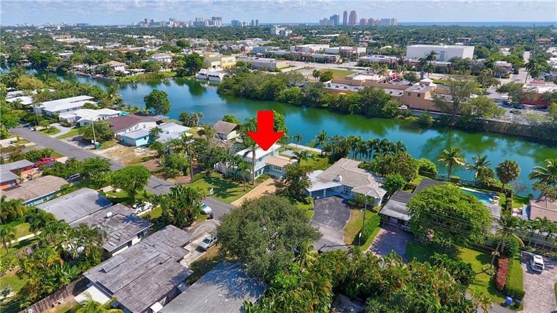 POINSETTIA HEIGHTS - Residential