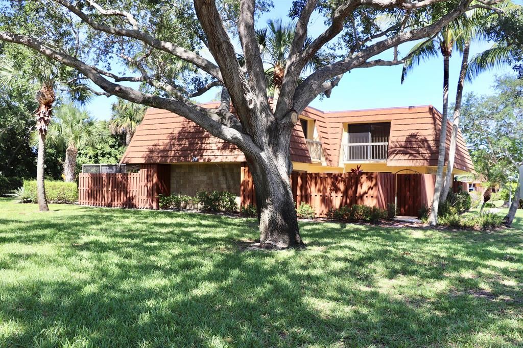 Photo of 825 Center Street #26d, Jupiter, FL 33458 (MLS # R10717211)