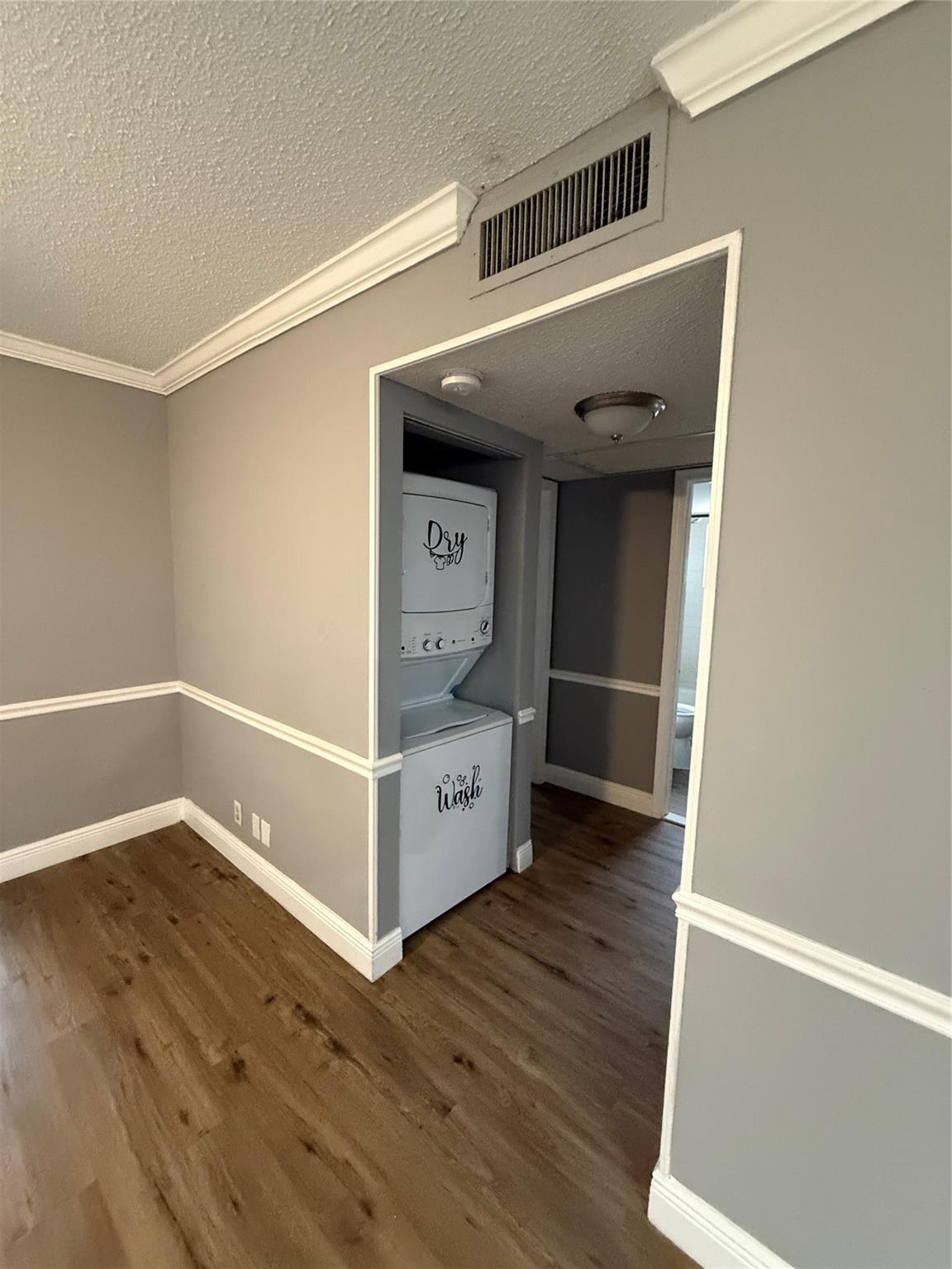 Forest Park South II Cond - Residential Lease