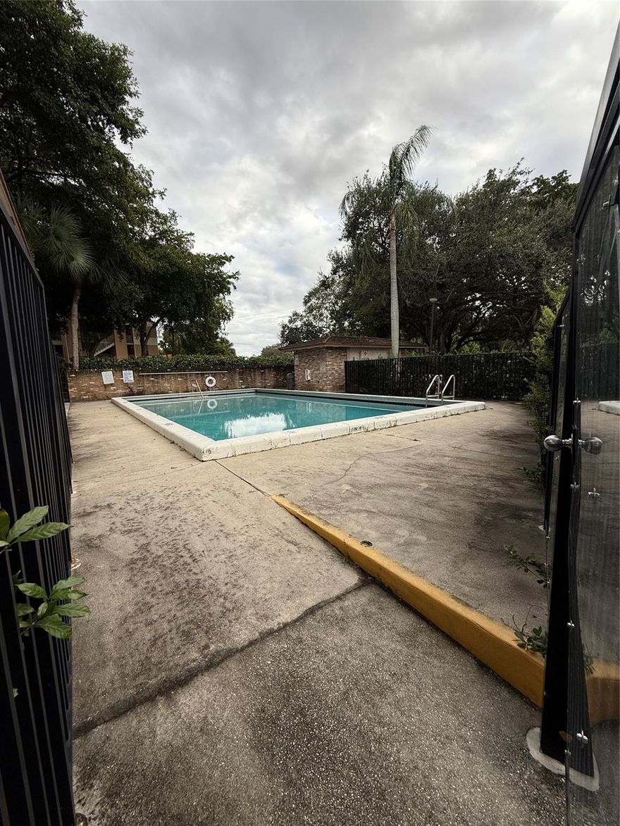 large 3/2 great location, minutes to coral square mall, great , washer /dryer in the unit, large balcony, newer flooring freshly painted great floor plan.