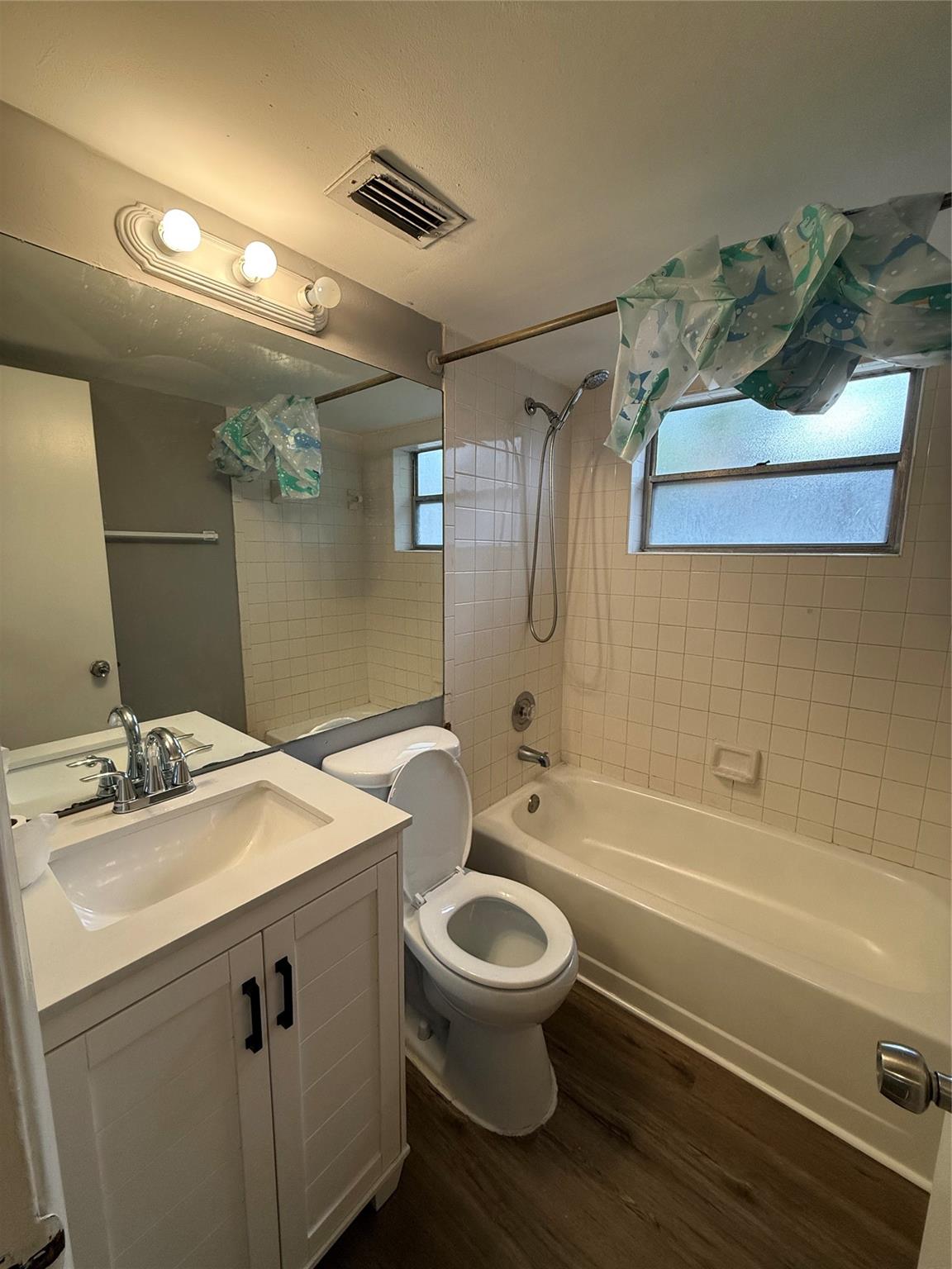 Forest Park South II Cond - Residential Lease