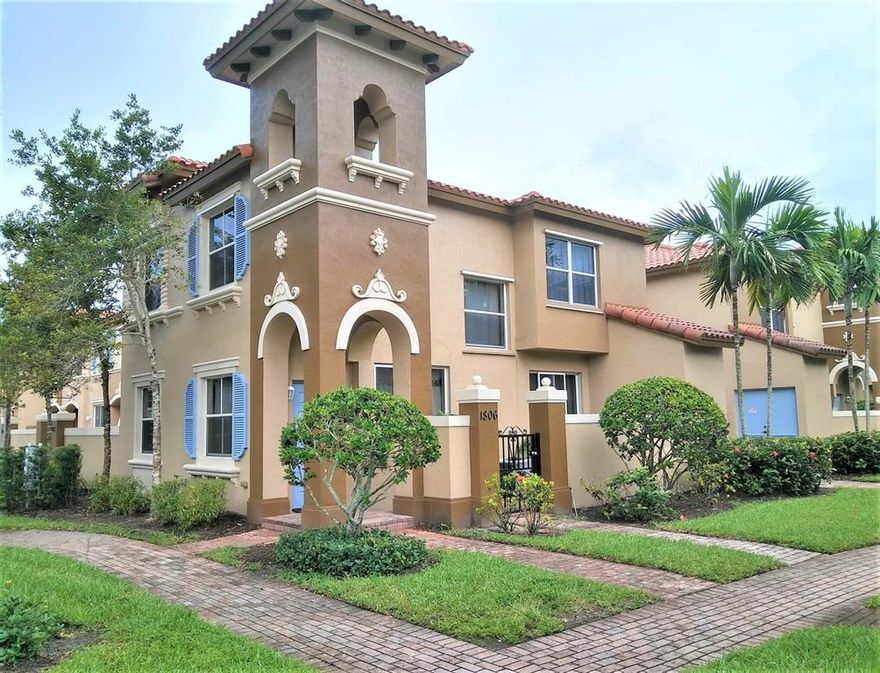 Spacious 3 bedroom / 2.5 bath plus den, end unit TOWNHOUSE located in the Links of Emerald Dunes. Interior features; tile downstairs living, den/family room with 1/2 bath, full-size washer & dryer. Community Amenities include; gated entrance, pool, play area.