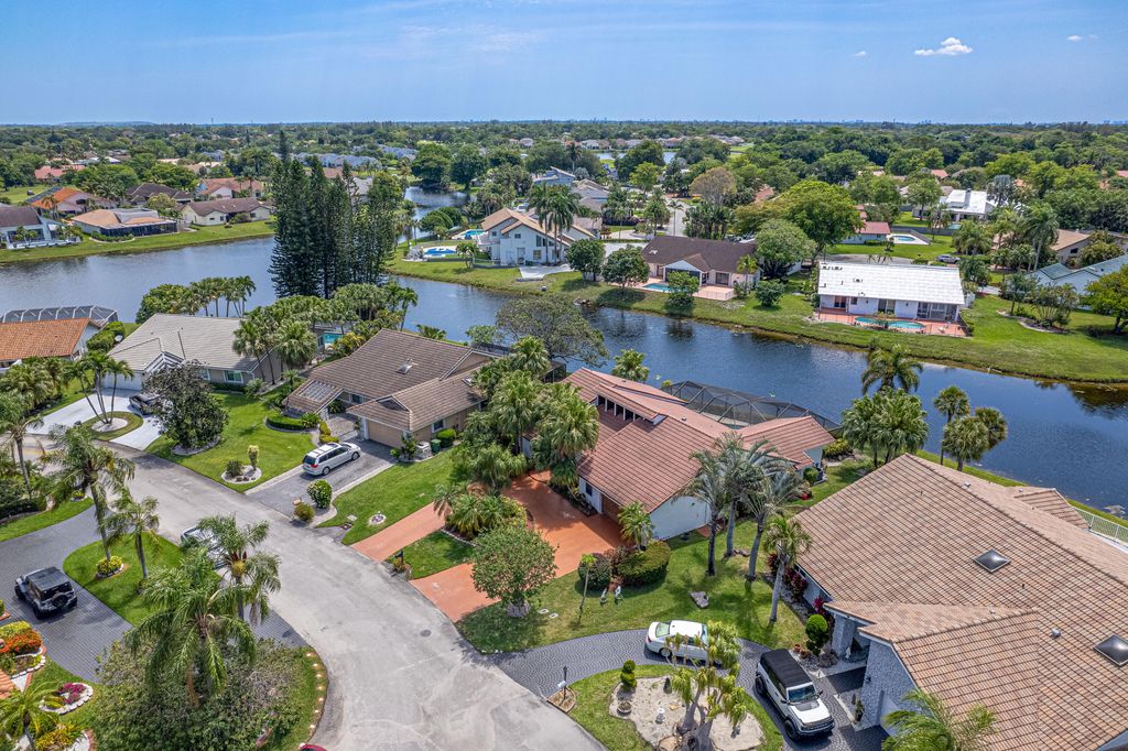 Photo of 7614 NW 87th Avenue, Tamarac, FL 33321 (MLS # B26023590)