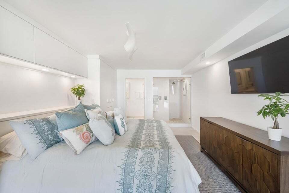 ISLAND HOUSE NORTHEAST CO - Residential Lease