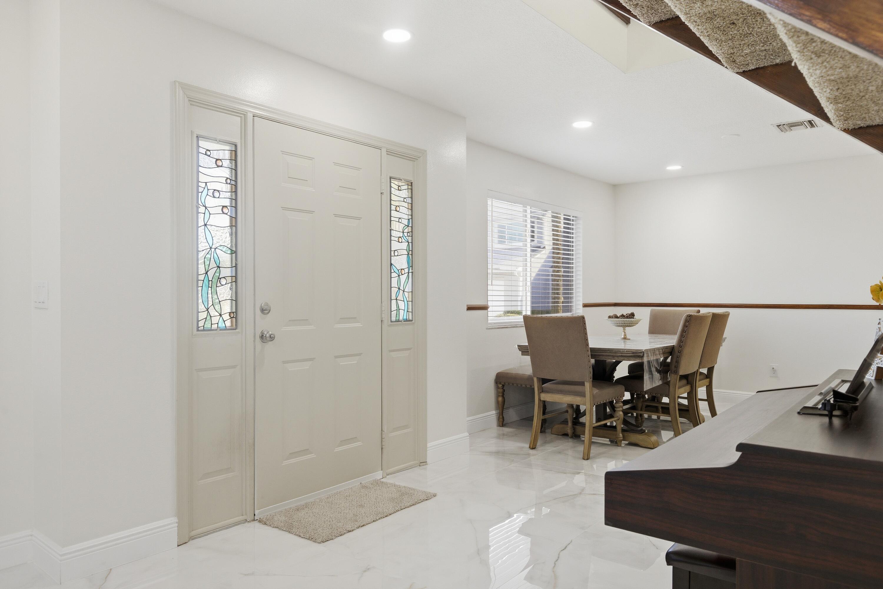 BREAKERS LANDING, A CONDOMINIUM - Residential Lease