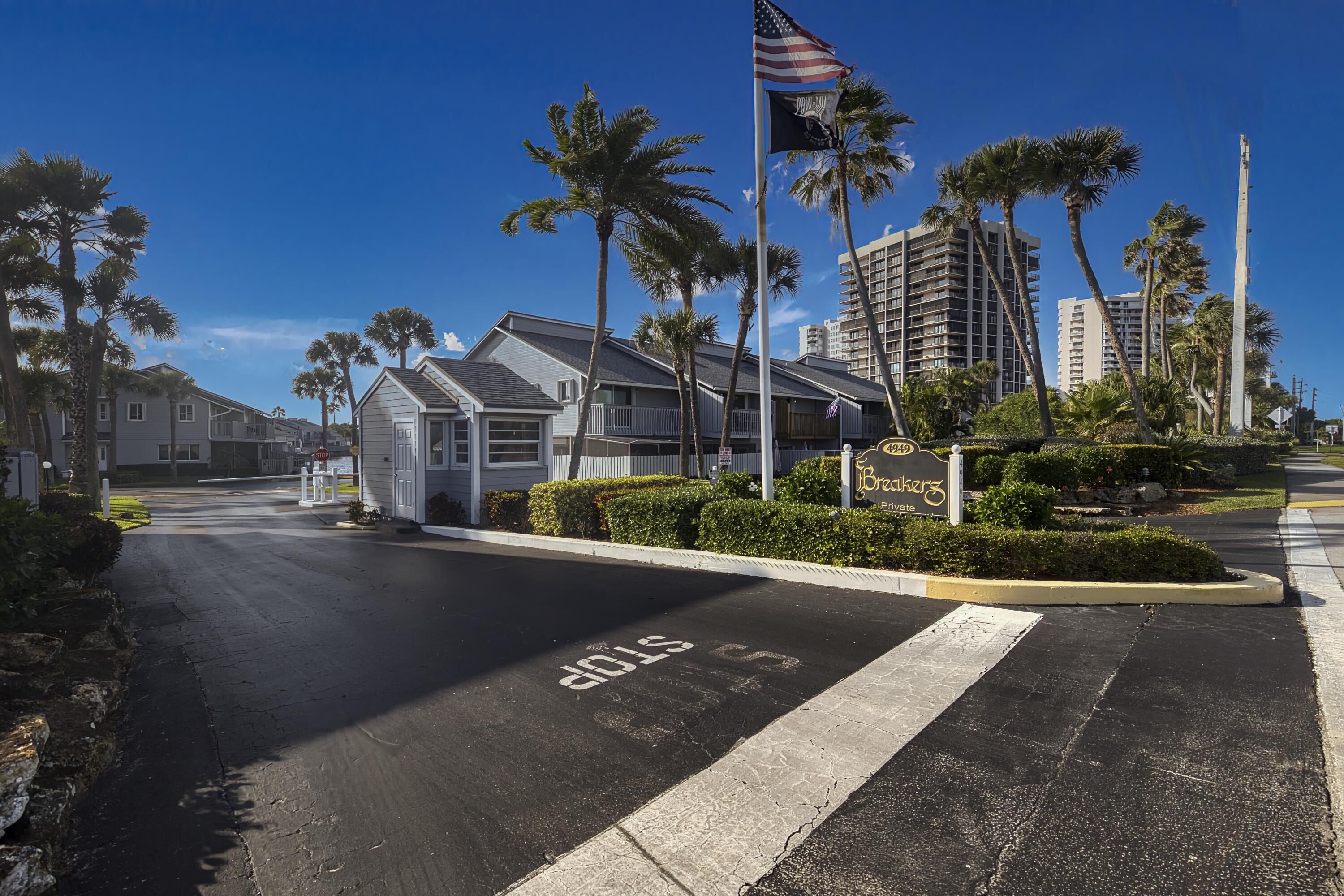 BREAKERS LANDING, A CONDOMINIUM - Residential Lease