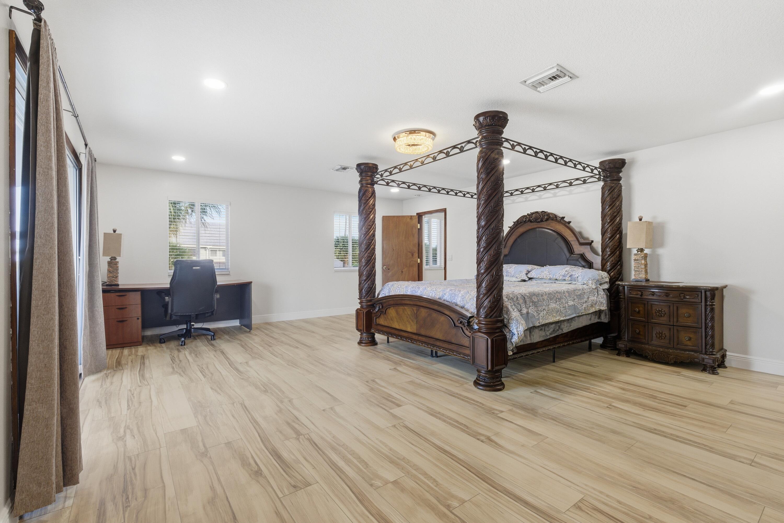 BREAKERS LANDING, A CONDOMINIUM - Residential Lease