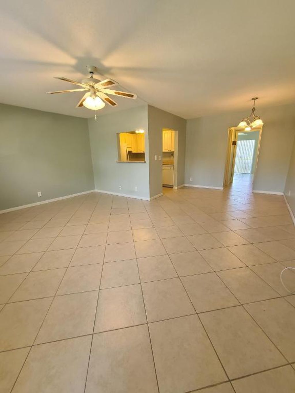 Photo of 122 Coventry F, West Palm Beach, FL 33417 (MLS # R11047519)