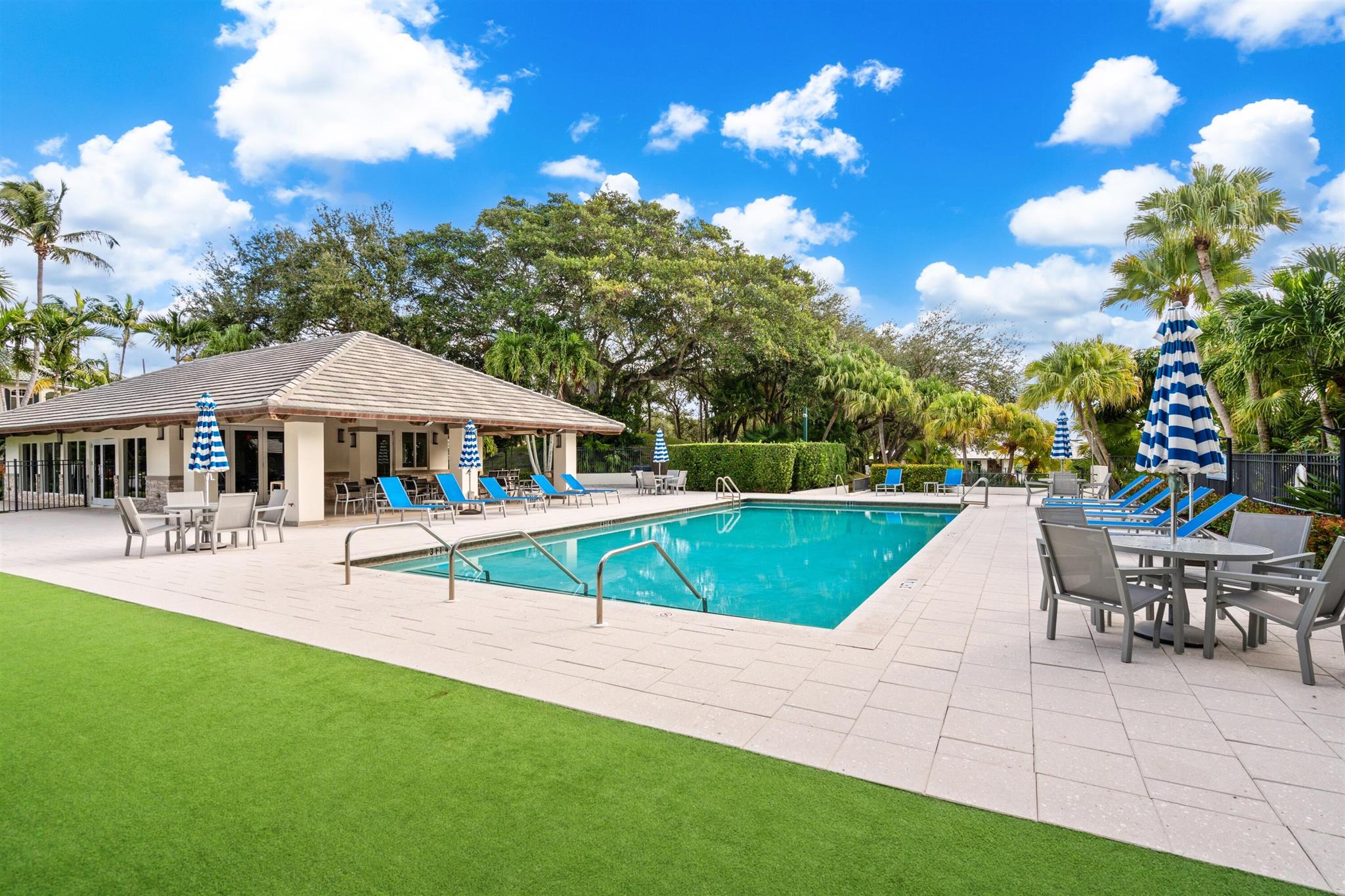 BOCA MARINA - Residential