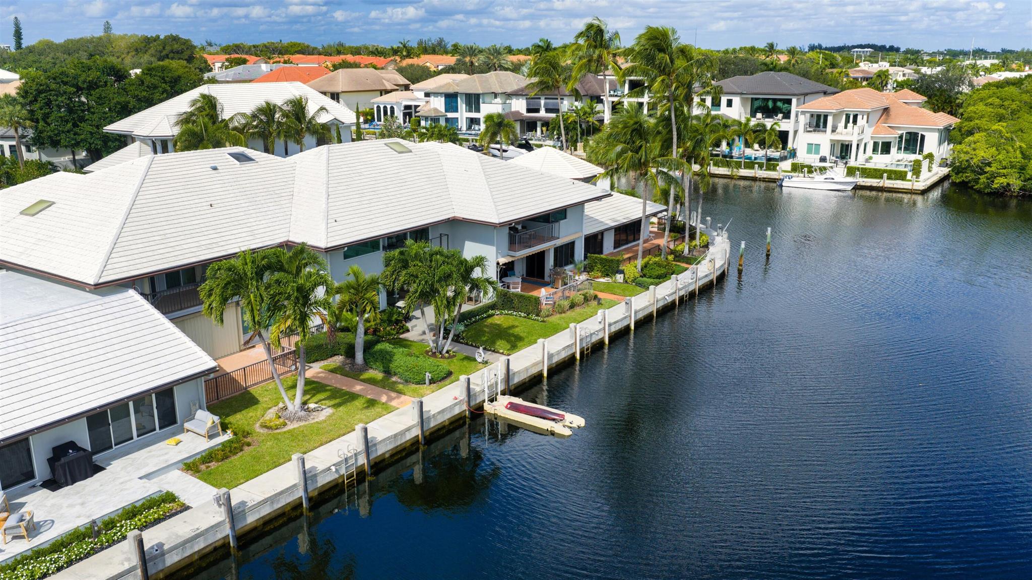 BOCA MARINA - Residential