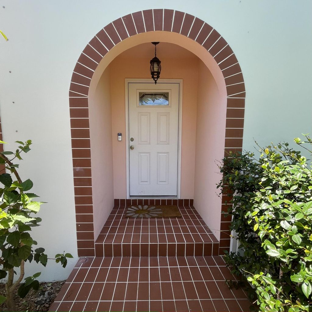 Photo of 470 S Mars Way NE, Juno Beach, FL 33408 (MLS # R11145171)