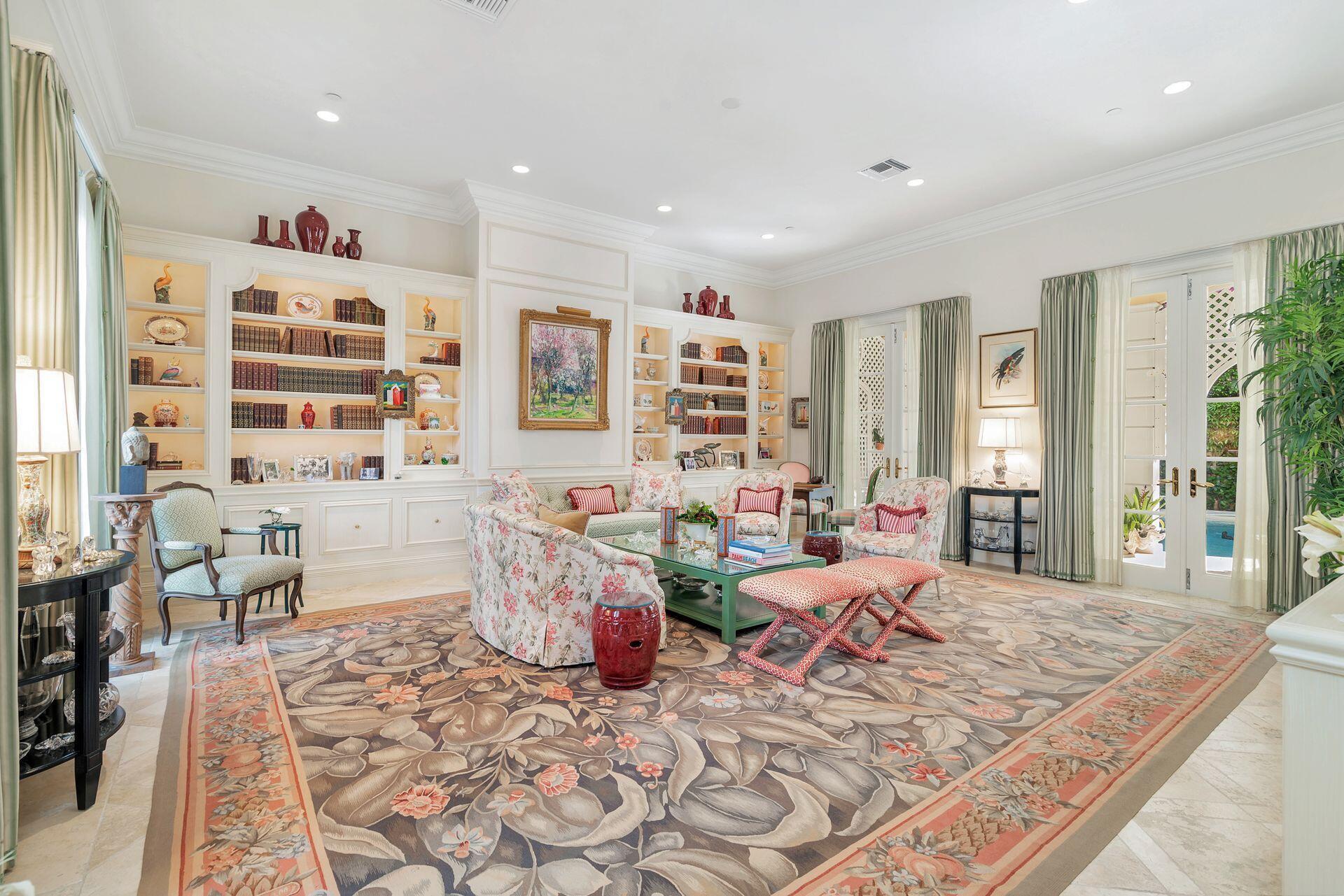 ROYAL PARK - Residential