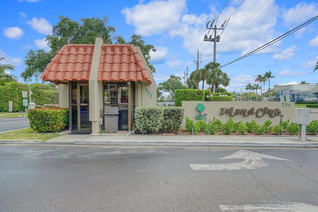 Photo of 777 S Federal Hwy #E301, Pompano Beach, FL 33062 (MLS # R11129413)