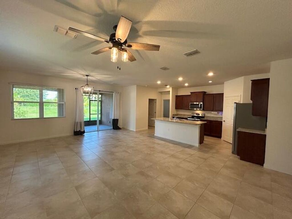 Photo of 2569 Crowned Eagle Circle SW, Vero Beach, FL 32962 (MLS # R11169497)
