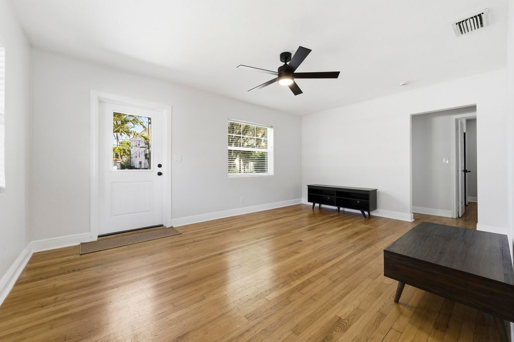 Photo of 3151 Poinsettia, West Palm Beach, FL 33407 (MLS # B26001107)