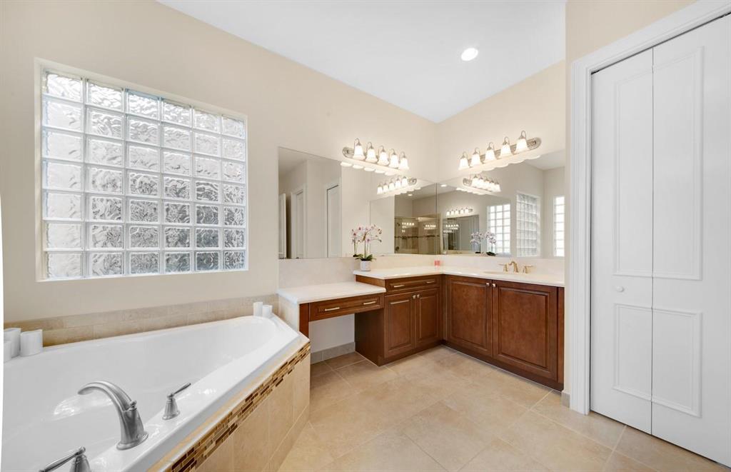 Seven Bridges - Residential