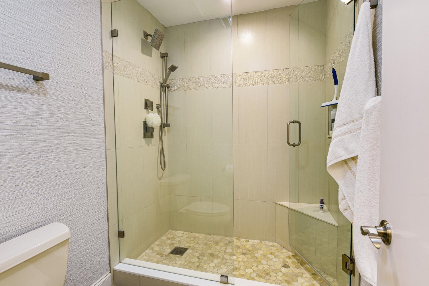 WINDWARD AT JONATHANS LANDING - Residential Lease