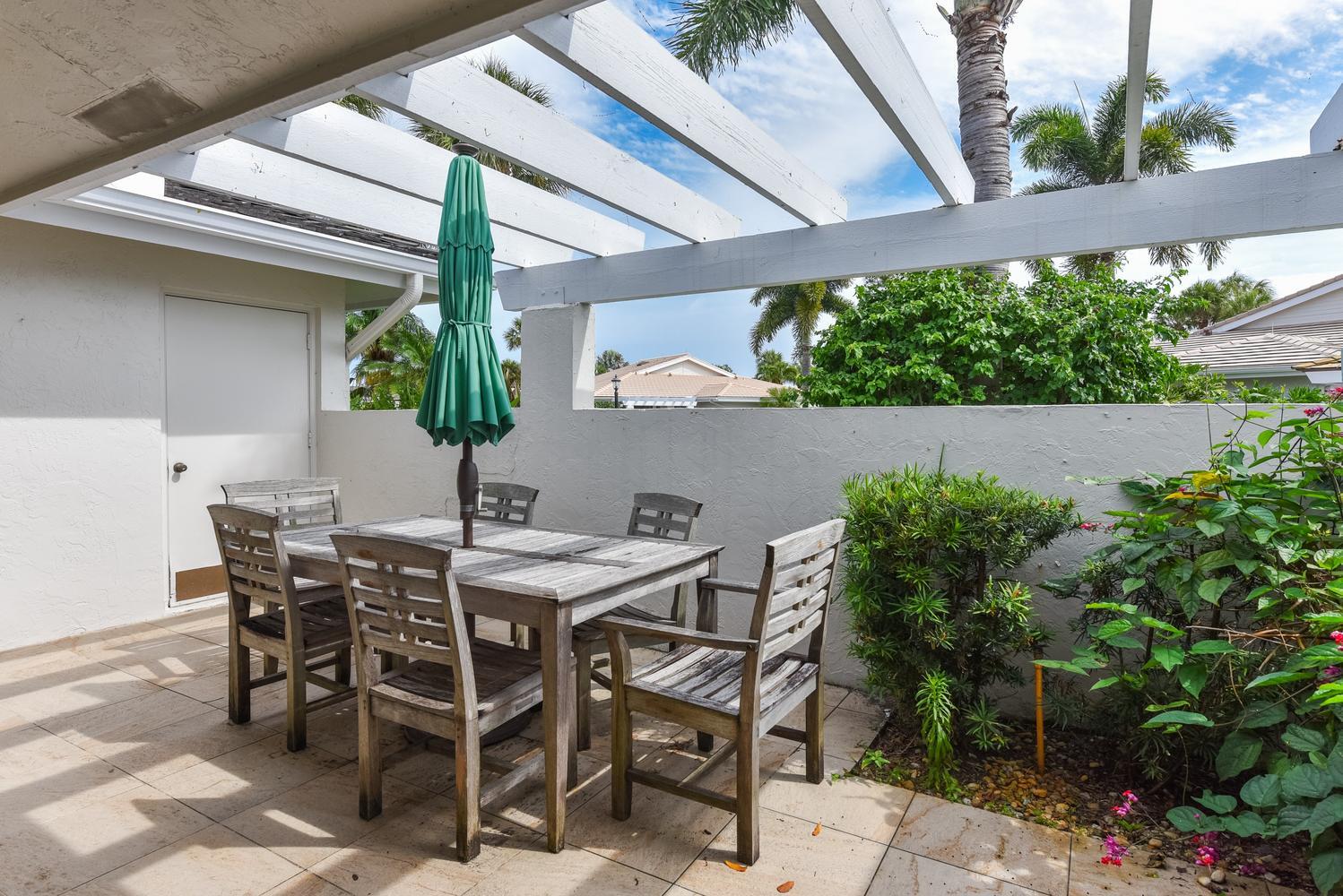WINDWARD AT JONATHANS LANDING - Residential Lease