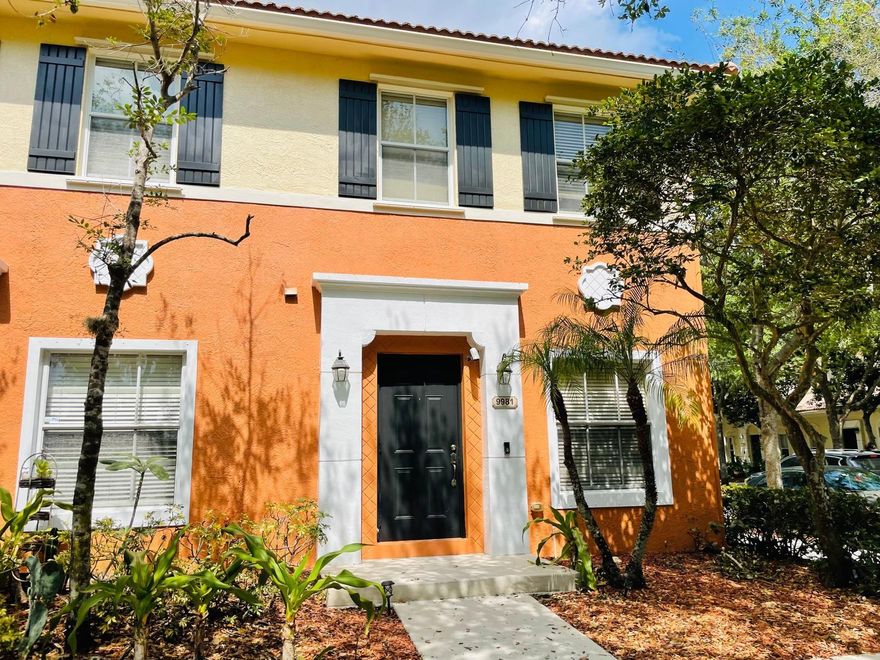 Upgraded corner unit Town home in a desirable area of Waldman Plat. Offering 2 master bedrooms with 2 full baths upstairs and 1 half guest bathroom downstairs. SS appliances and granite countertops in kitchen and bathroom. Tiled throughout the 1st floor, wood floors on 2nd floor. Washer/dryer in the unit with a cozy back patio with storage. Ample amount of parking spaces. Quick Approvals. Excellent location. Centrally located close to malls, Hospital, and major highways