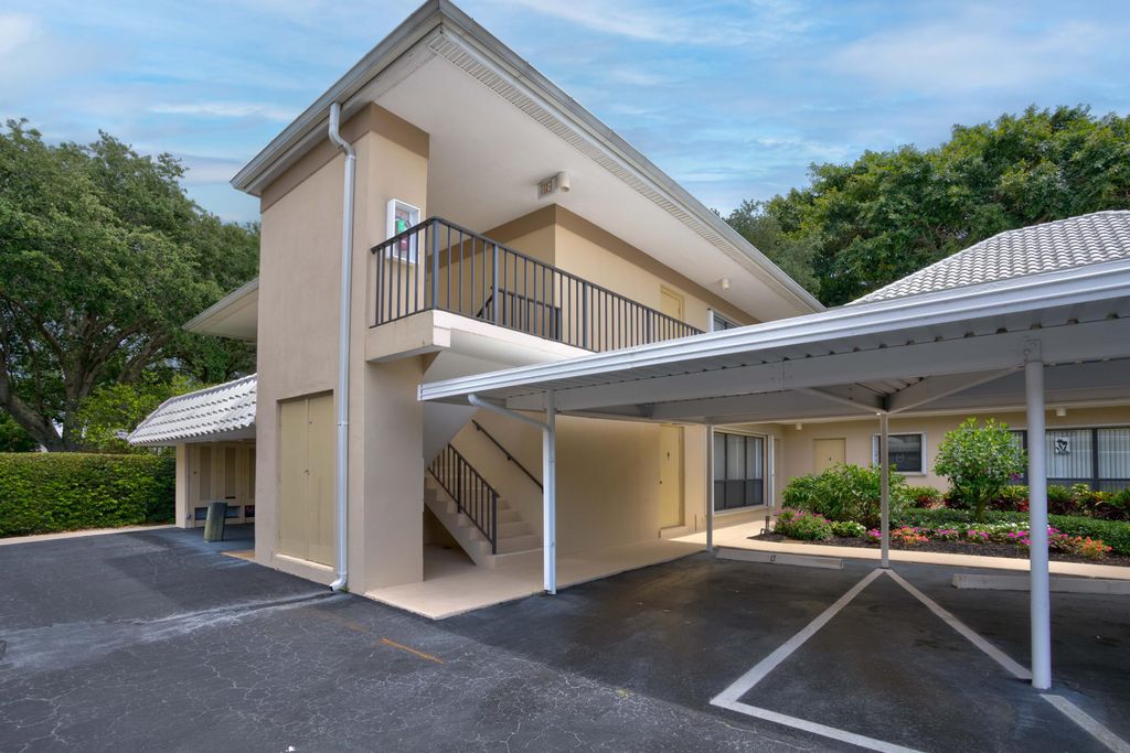 Photo of 11 Concourse Drive Dr #D, Tequesta, FL 33469 (MLS # R10797374)