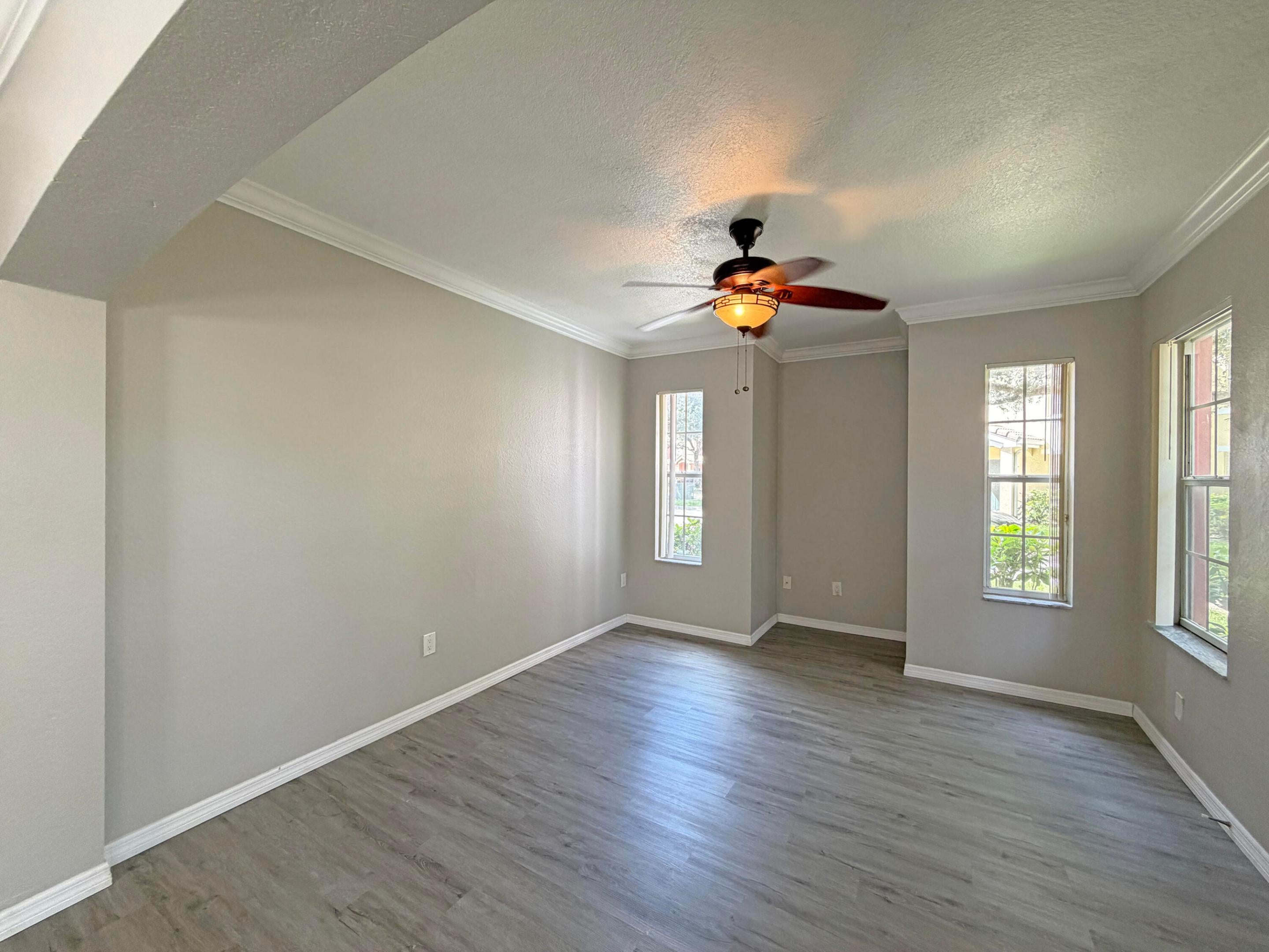 106 SW Peacock Boulevard 4-101