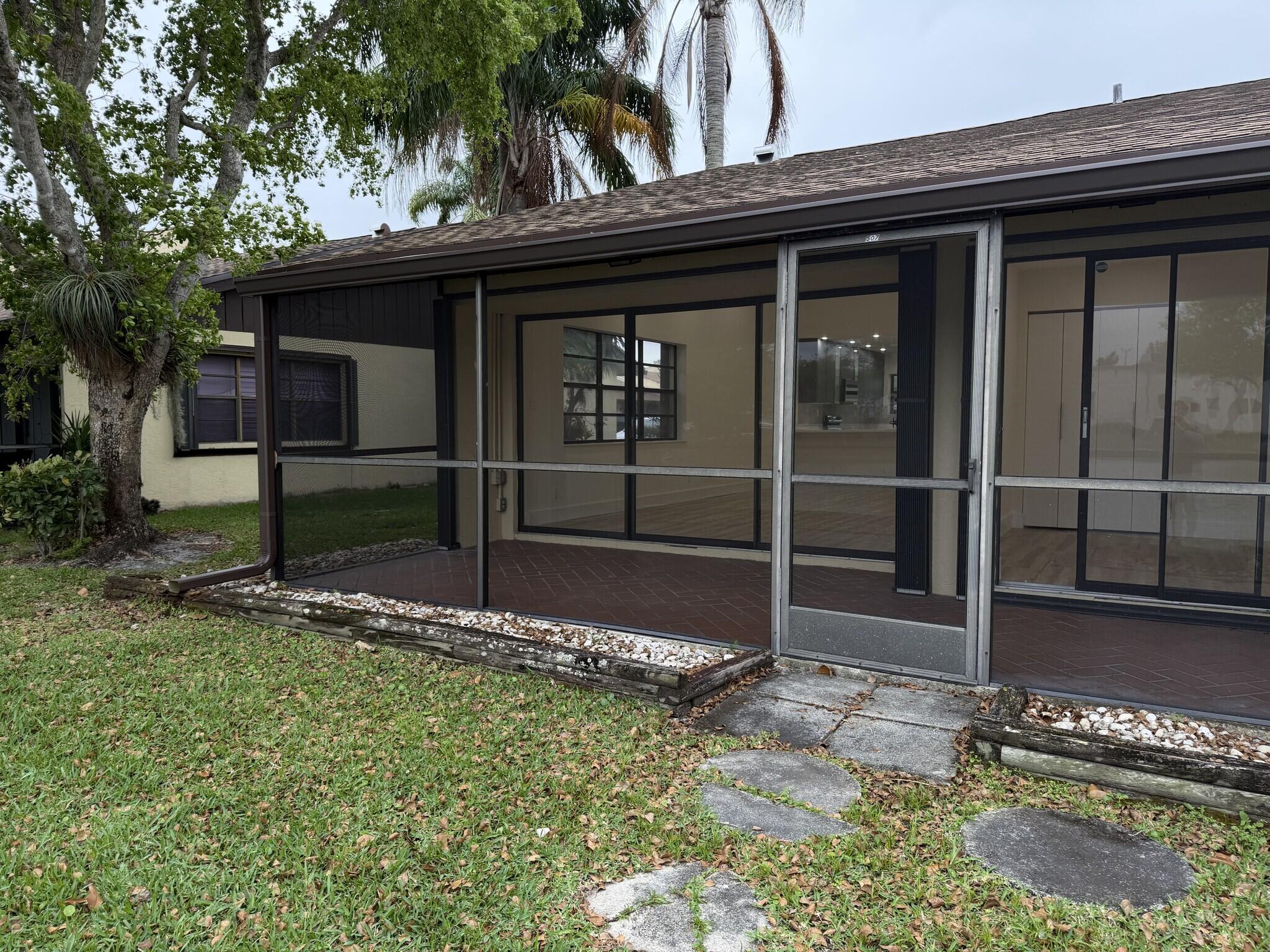 WOODLAKE ISLES - Residential